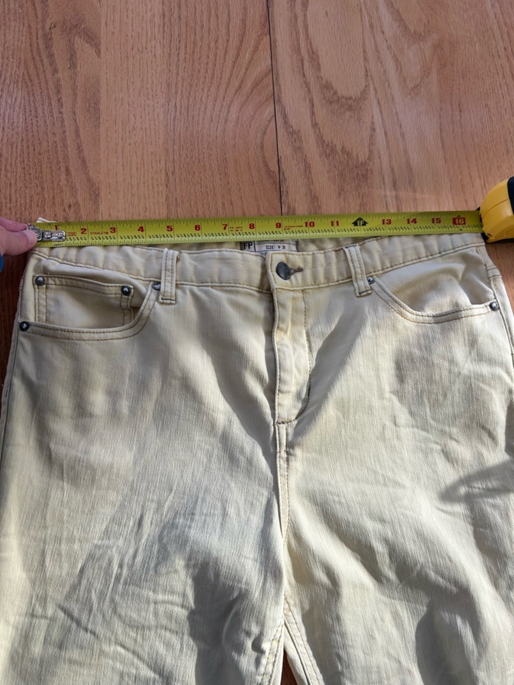 Free People We The Free High Rise Busted Skinny Jeans Yellow Denim 31x31 - Picture 5 of 8